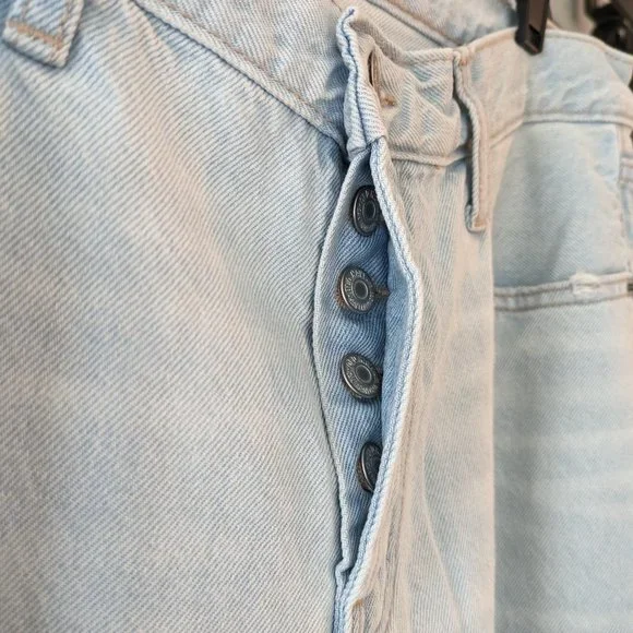 🌸 NWT Old Navy Mid-Rise Slouchy Taper Light Non-Stretch 12P Knee Ripped Jeans - Picture 5 of 10